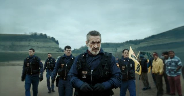 S01 E01 ACAB - All Cops Are Bastards