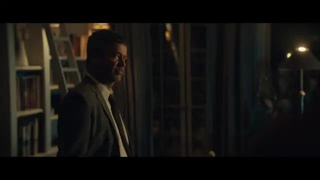 AKA Azione - متعدد الهويات